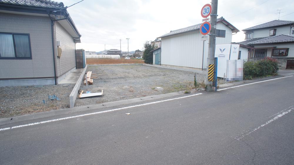 Local photos, including front road