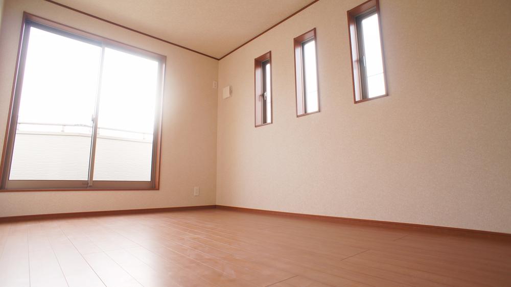 Non-living room. Same specification example