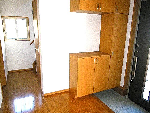 Same specifications photos (living). Same specifications living