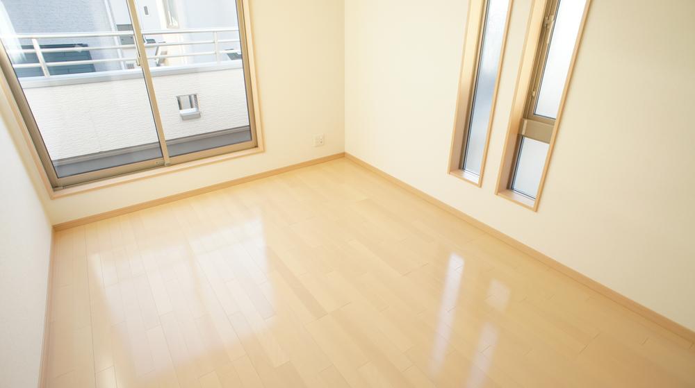 Non-living room. Same specification example