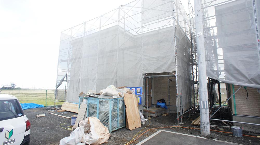 Local photos, including front road