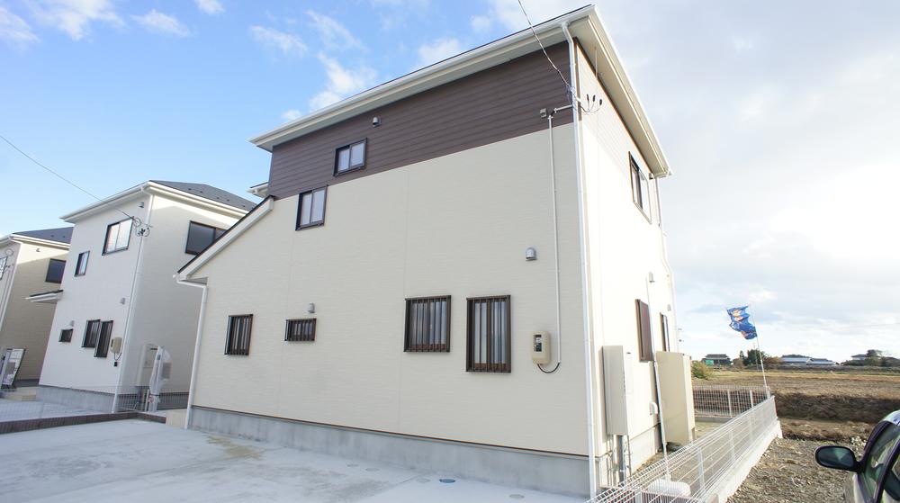 Local appearance photo