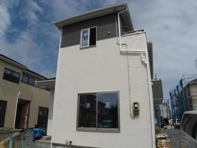 Rendering (appearance). Local (June 2013) Shooting