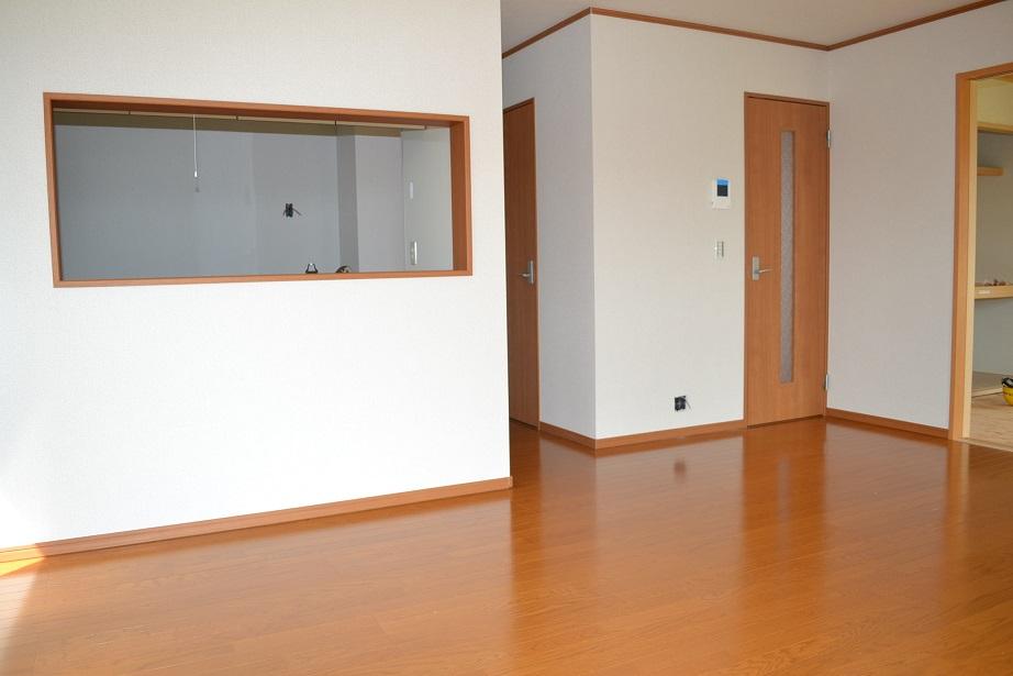 Living. 7 Building living