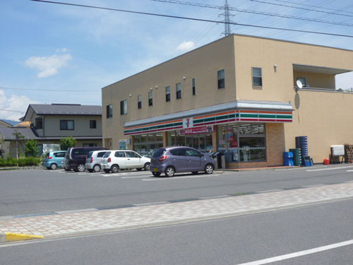 Convenience store. 1426m until the Seven-Eleven Koshoku Amemiya store (convenience store)