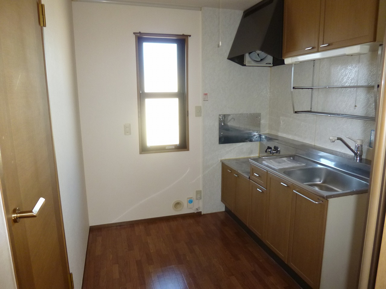 Kitchen.  ※ No. 202 rooms