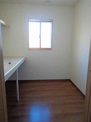 Other room space. Storeroom