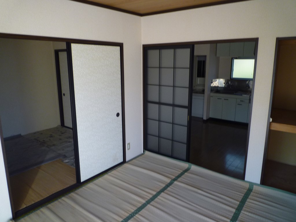 Living and room. ※ Room 101