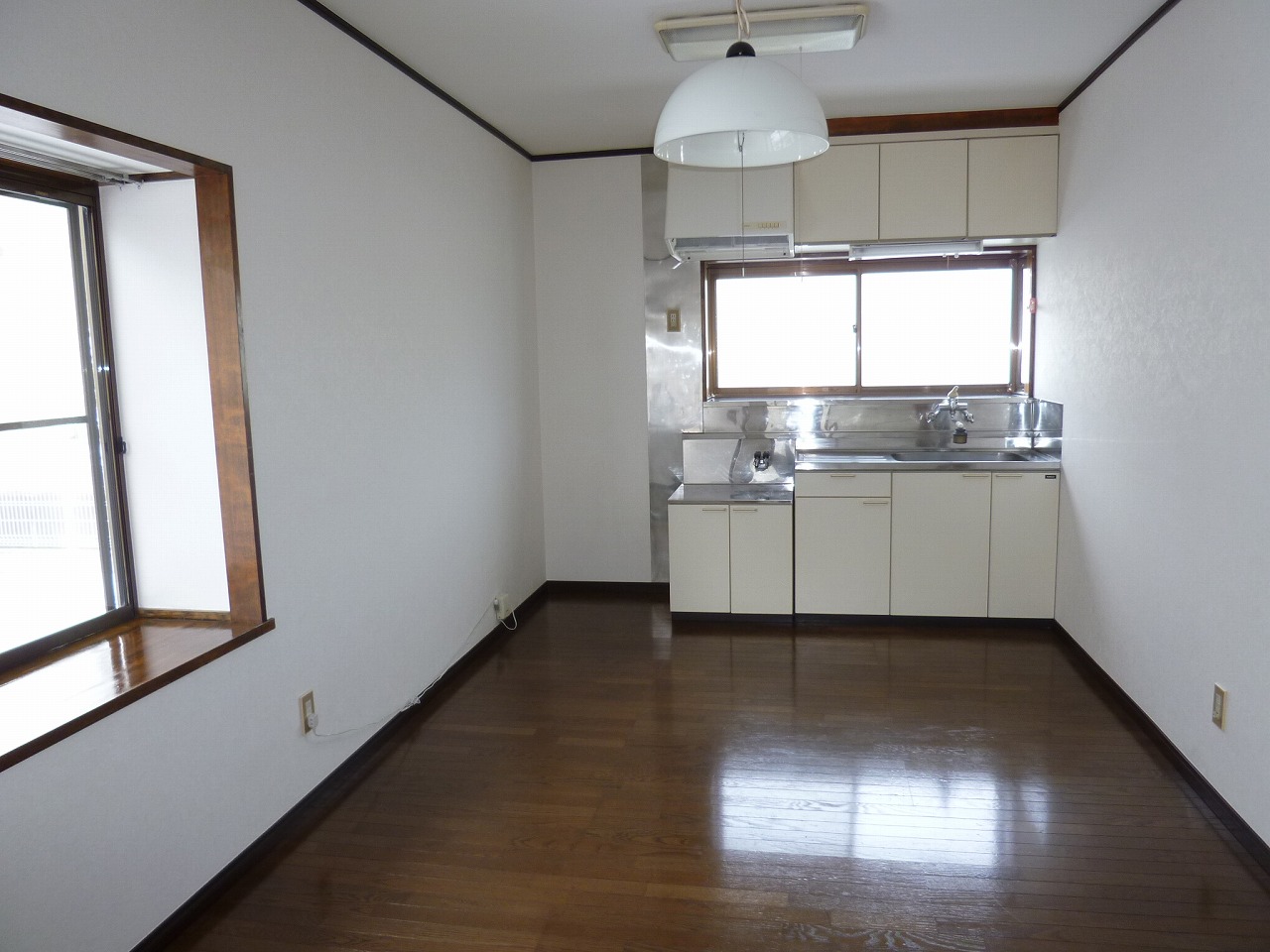 Kitchen. ※ It is a photograph of the outbuilding