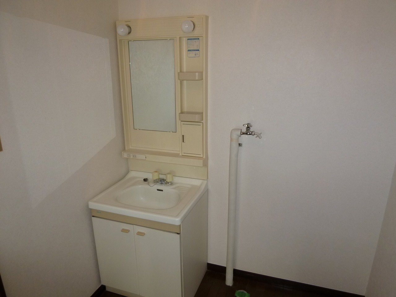 Washroom. ※ It is a photograph of the outbuilding