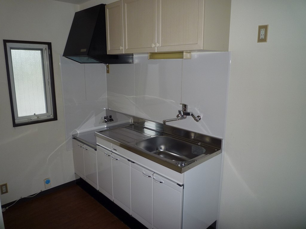 Kitchen.  ※ No. 202 rooms