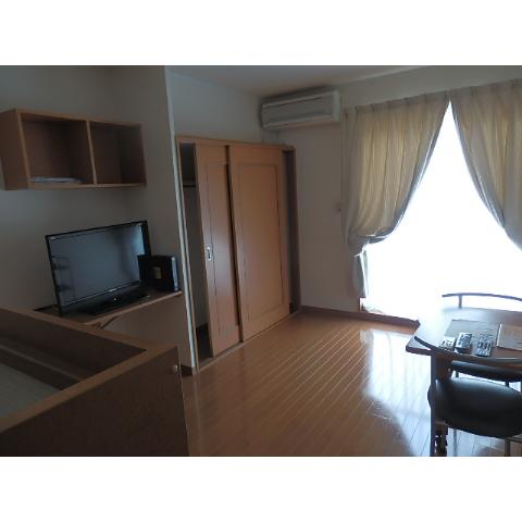 Living and room