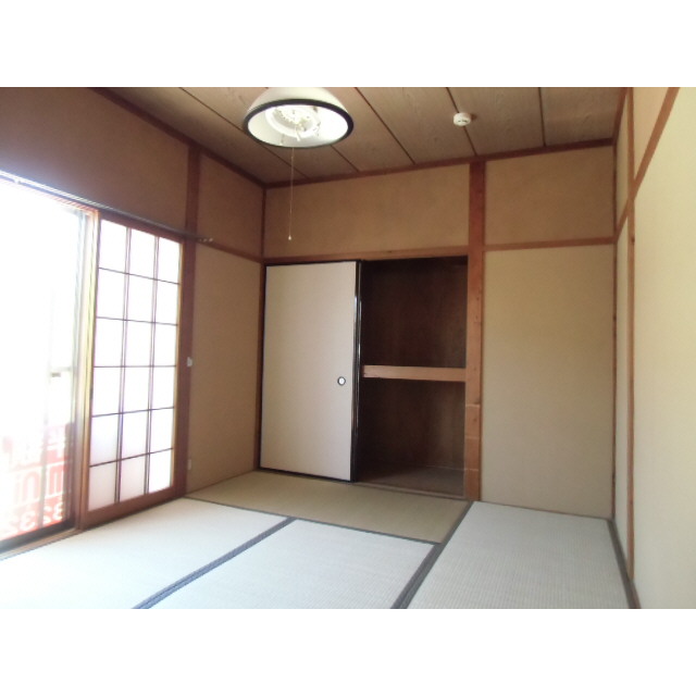 Other room space