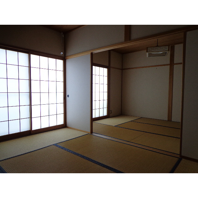 Living and room