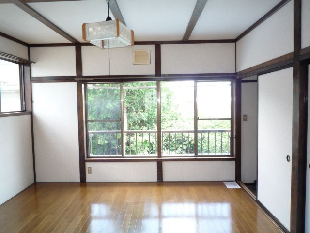 Living and room