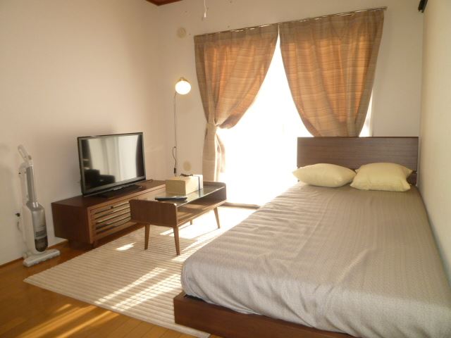 Living and room
