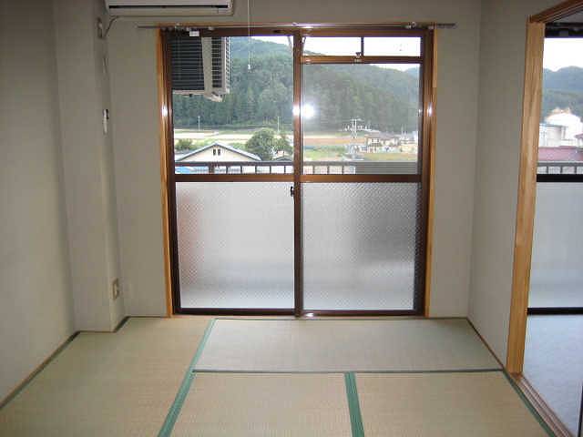 Other room space