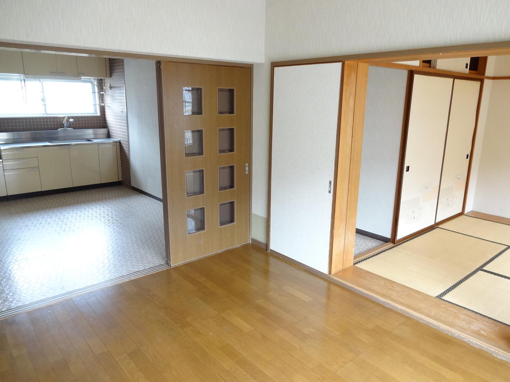 Living and room