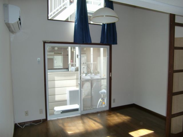 Living and room