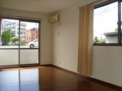 Living and room