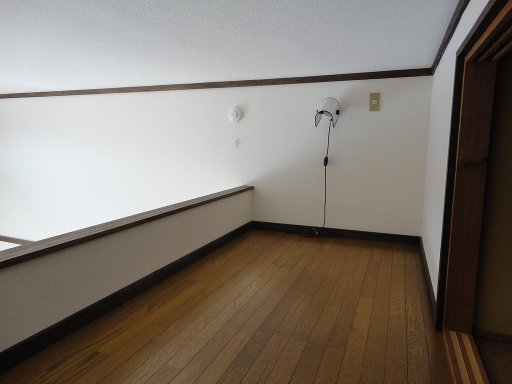 Other room space