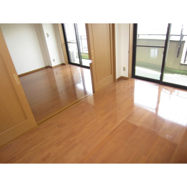 Living and room