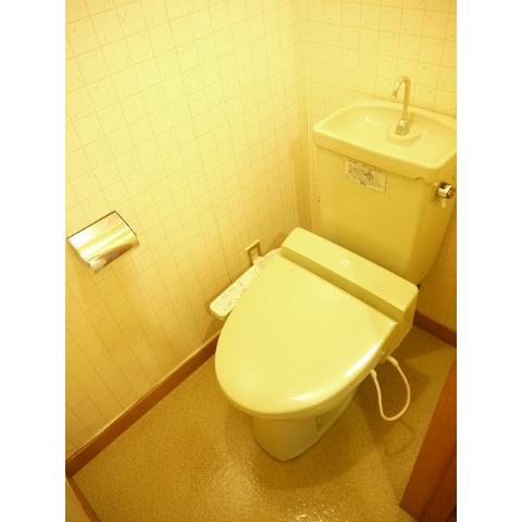 Toilet