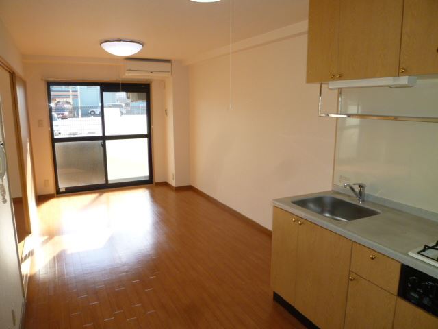 Living and room
