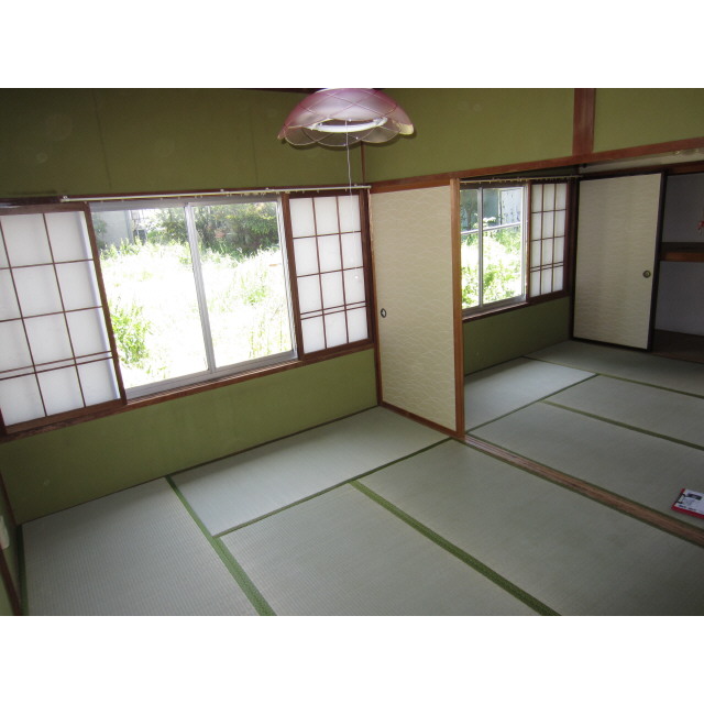 Living and room
