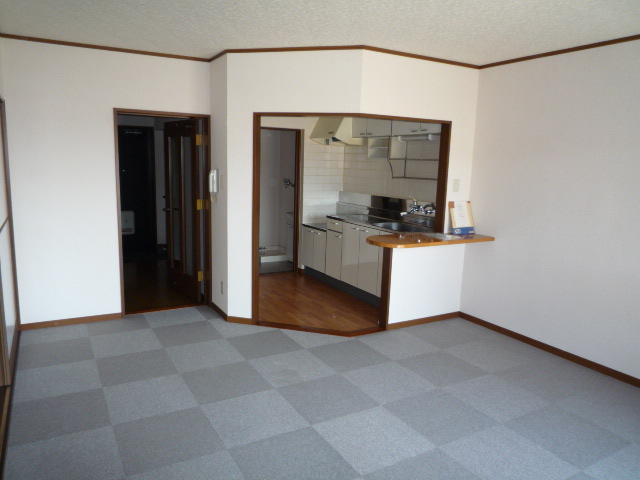 Living and room