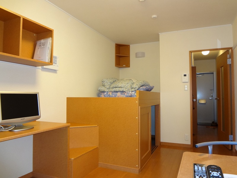 Living and room