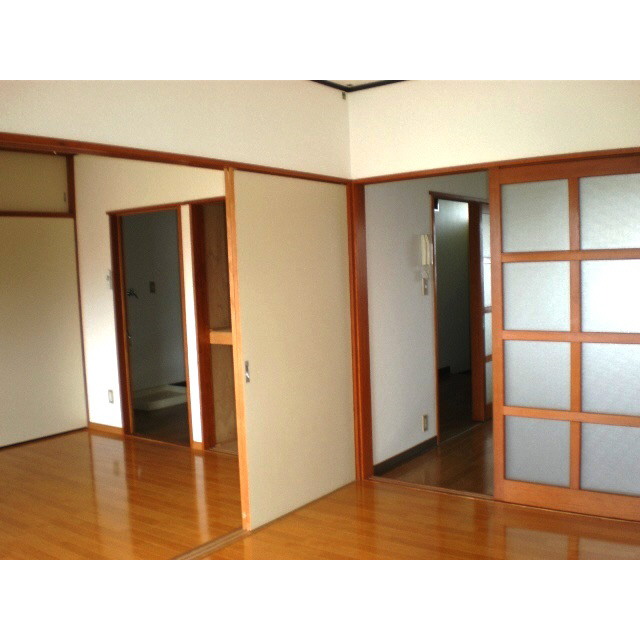 Other room space