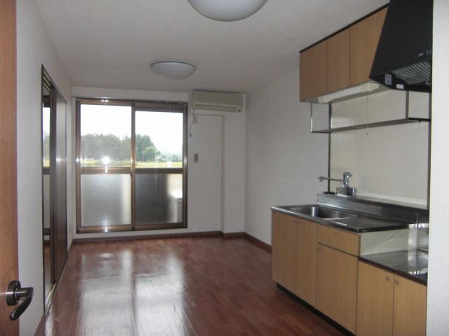 Living and room