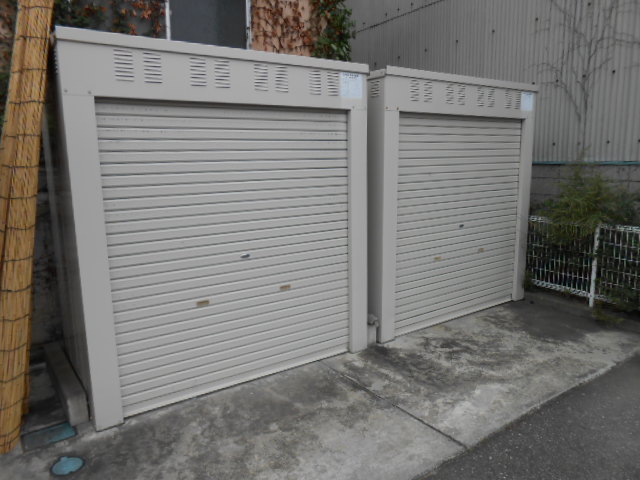 Other common areas. On-site recovery location of the trash