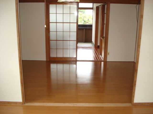 Living and room