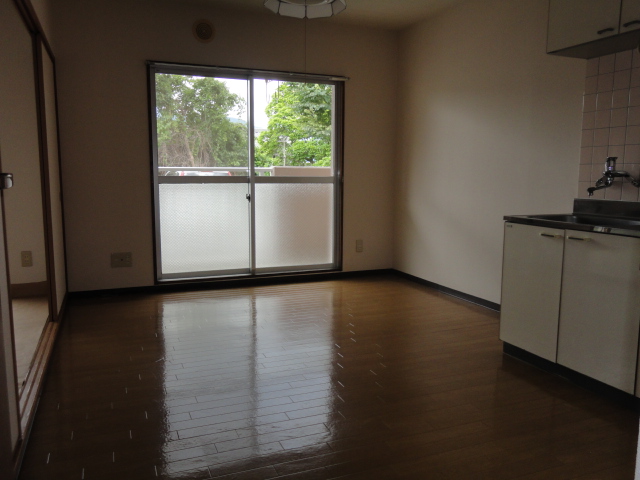 Living and room