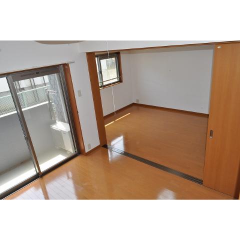 Living and room