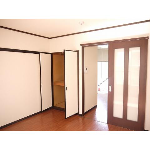 Living and room