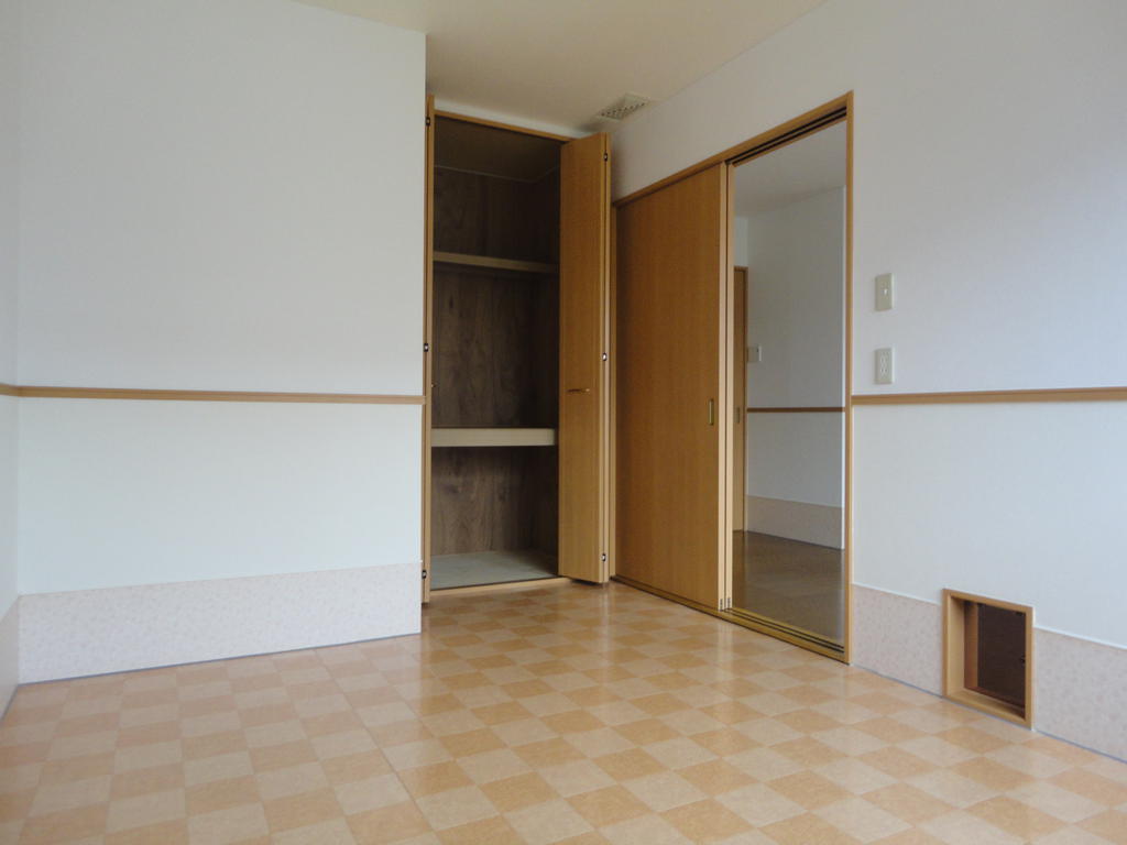 Other room space