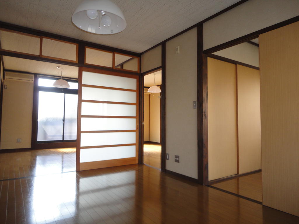 Living and room