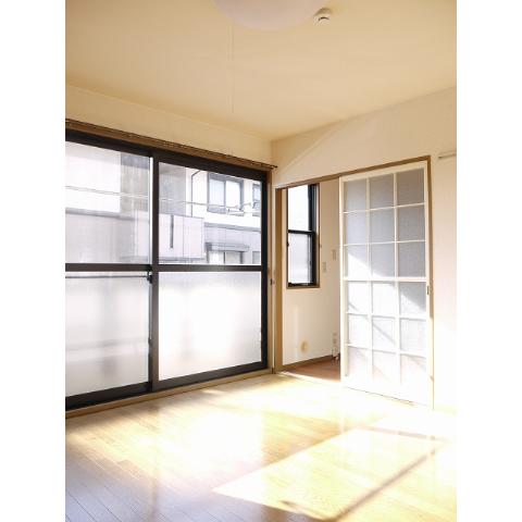 Living and room