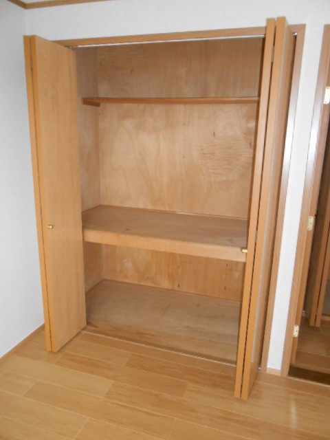Receipt. Room inside the storage (closet ・ 1 between the minute)