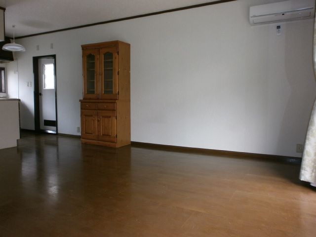 Living and room