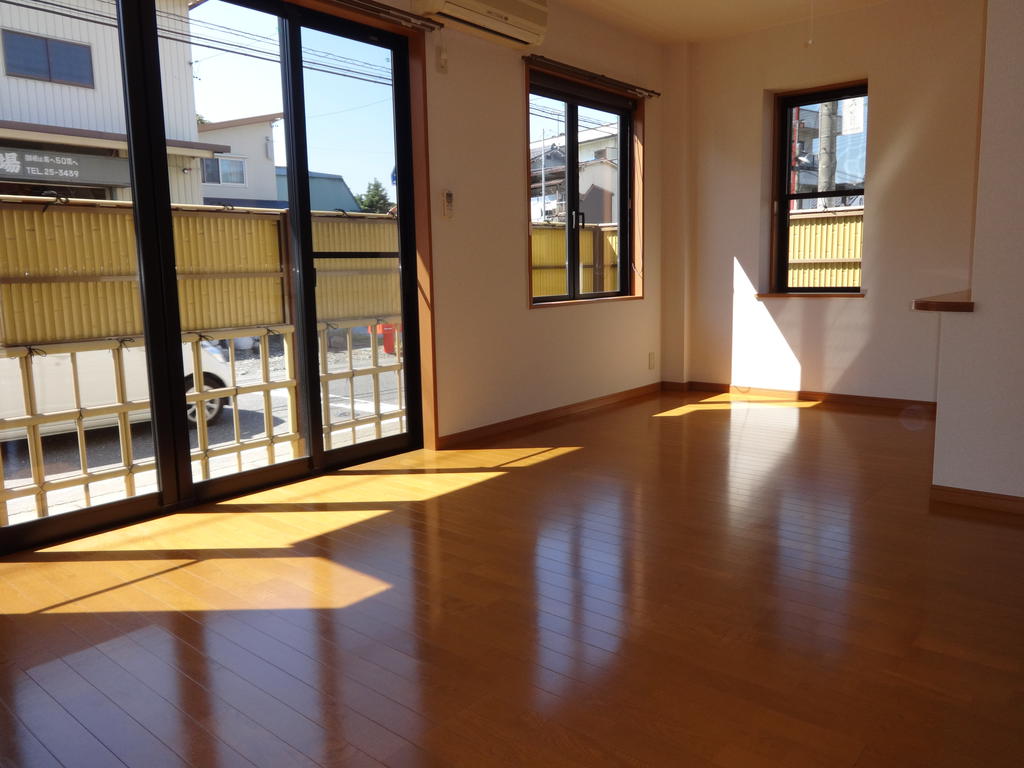 Living and room