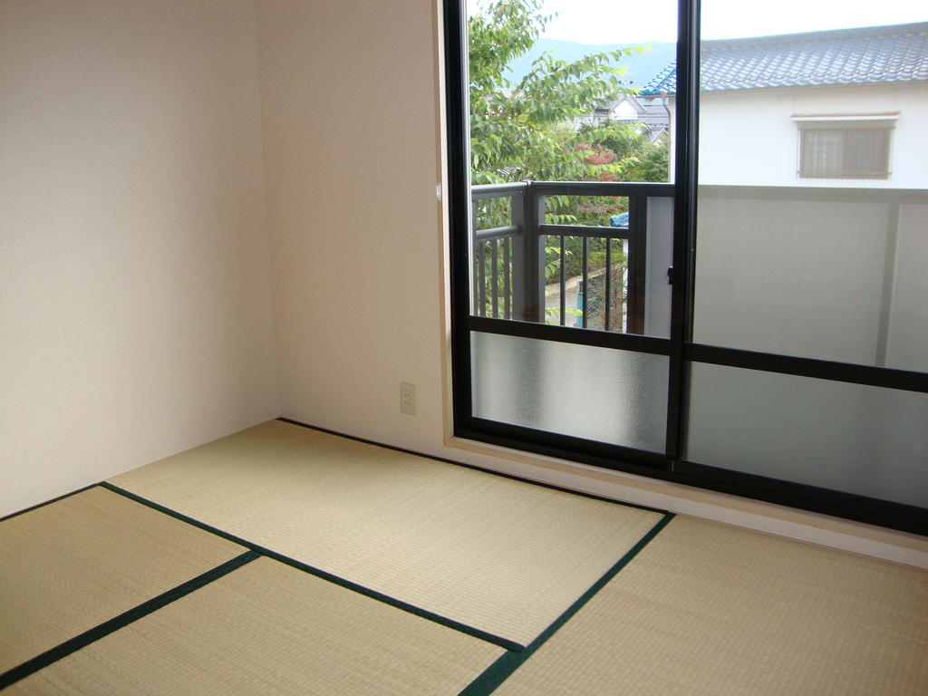 Other room space