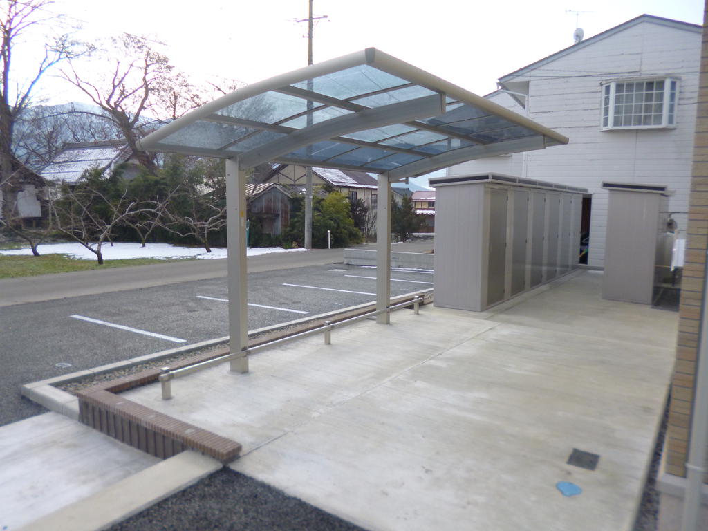 Other common areas. Bicycle-parking space