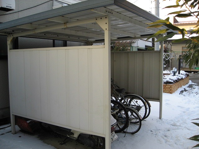 Other common areas. Bicycle-parking space