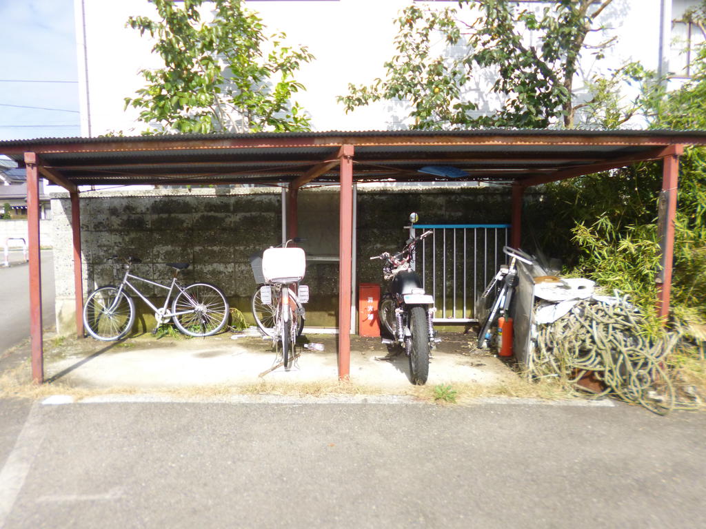 Other common areas. Bicycle-parking space