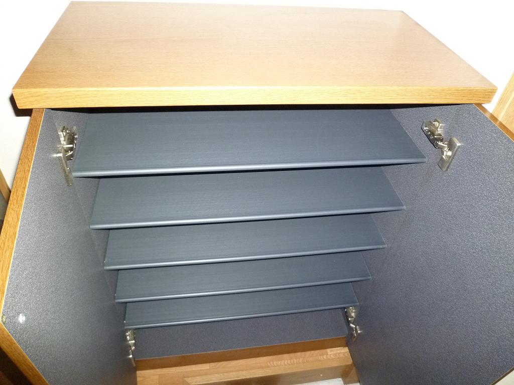 Entrance. The same type of room (No. 103 room)