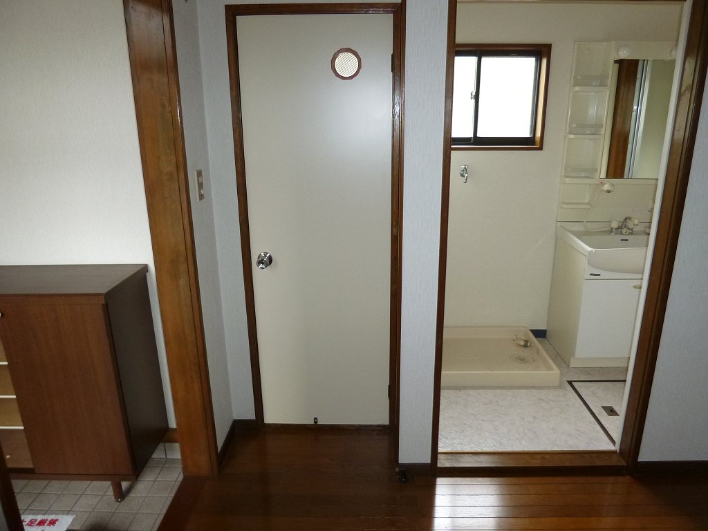 Other room space. ※ 102, Room